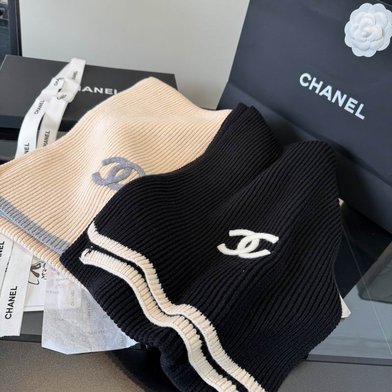 Chanel scarf  dx08